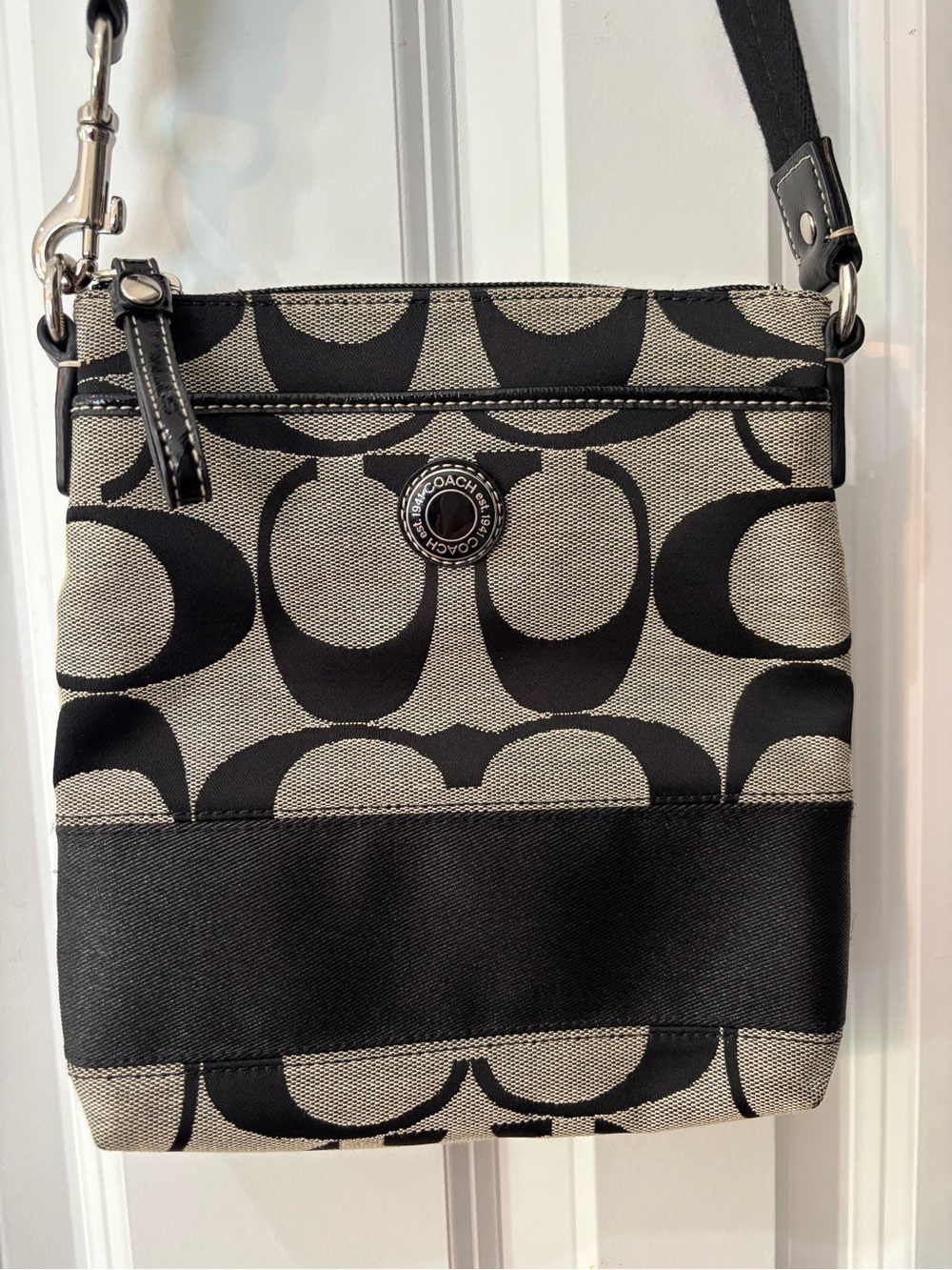 Coach Signature Monogram Canvas Crossbody Bag in Black / Gray - EUC!